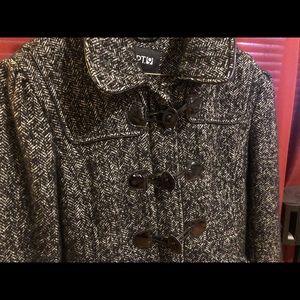 Black/ White trench coat Apt. 9 Large